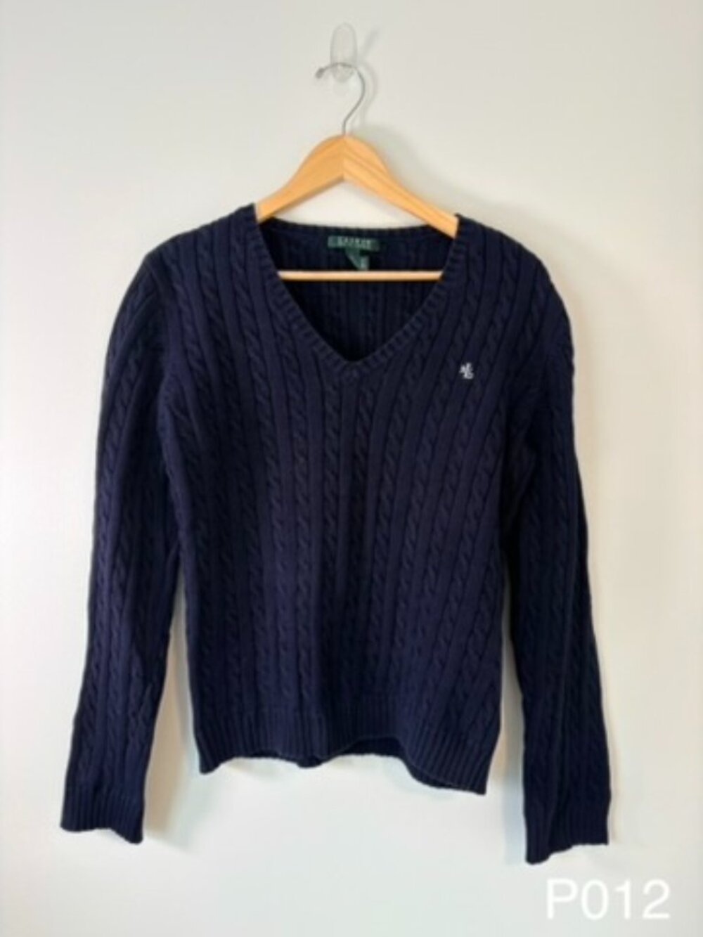 Lauren Ralph Lauren Cable Knit V-Neck Sweater | Navy | M